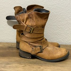 Steve Madden Brewzzer Leather Combat Boots